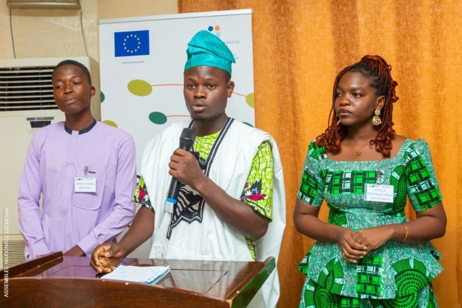 Youth present directly to the National Assembly of Benin at the two day Youth Parliamentary Academy in Grand Popo. Photo credit: Youth Parliament of Benin